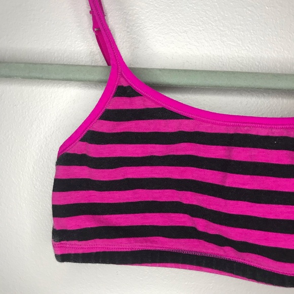 PINK Victoria’s Secret Yoga Striped Sports Bra - Picture 2 of 5